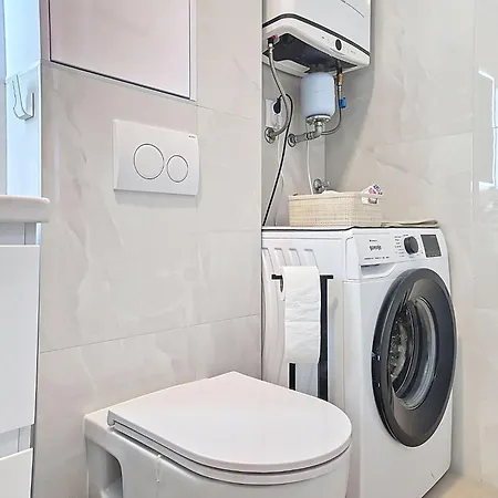 Karlo By Interhome Appartamento Povljana