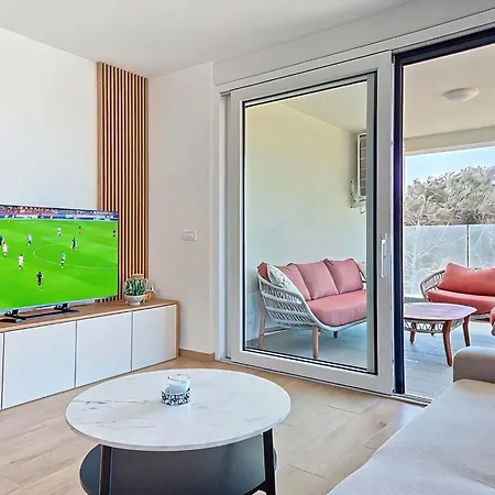 Appartamento Karlo By Interhome